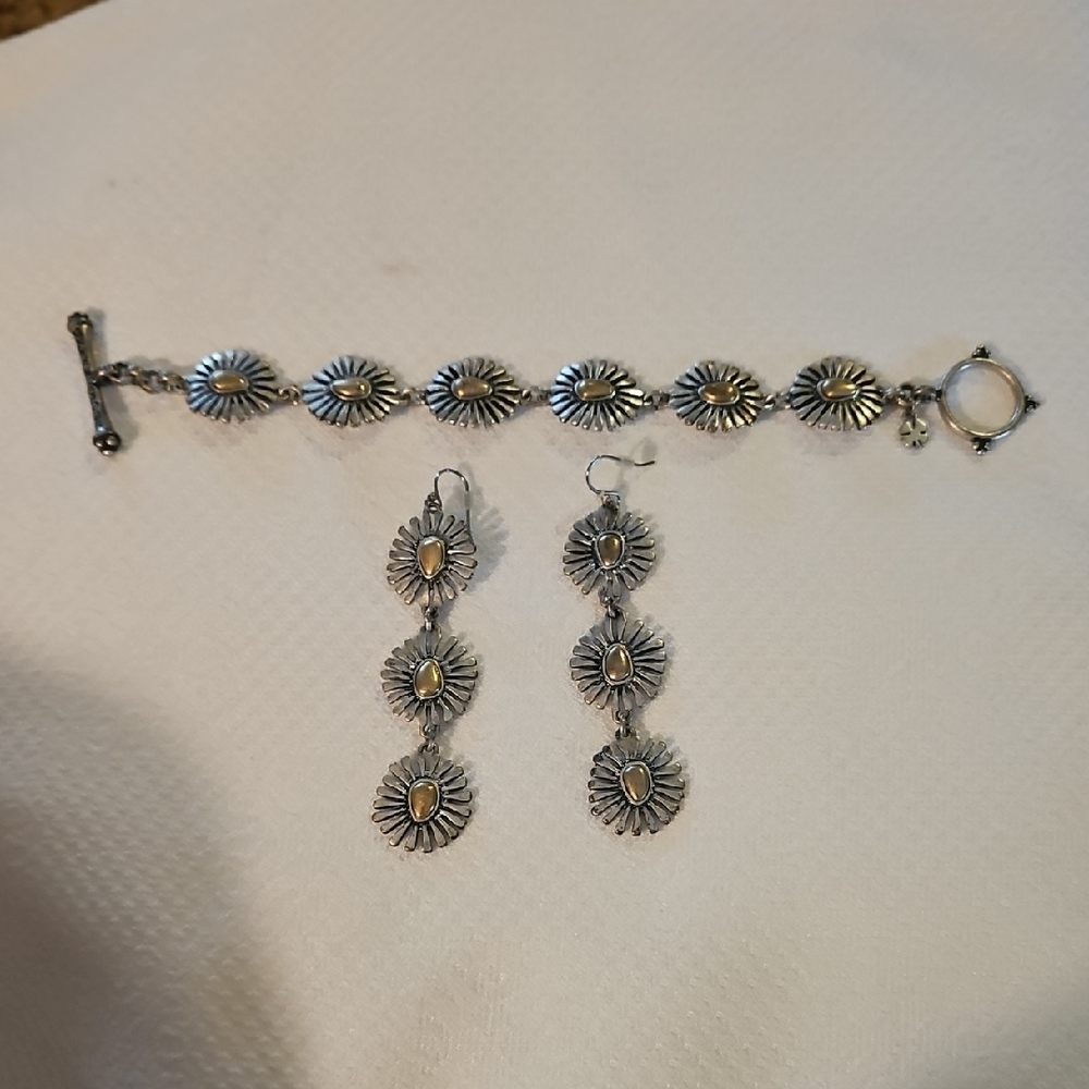 Lucky Brand Floral Bracelet And Earrings